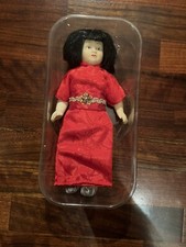 Bambola Di Porcellana Collezione Dal Mondo Fabbri Editori