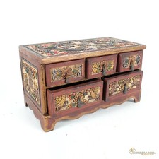 Mobile antico in miniatura