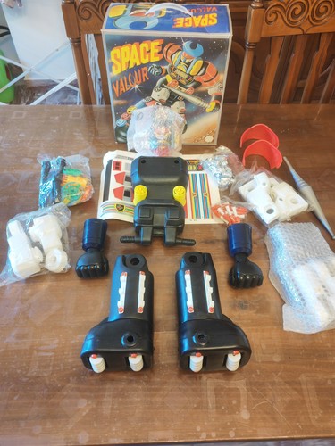 Space valour jumbo robot - jumbo,