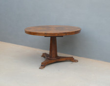 Tavolo tondo fisso intarsiato con gambo centrale, '900 - diam.118 cm!