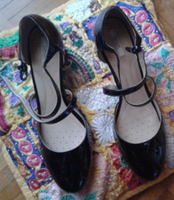 DECOLTE' DONNA Geox Nero Lucido. Nuovo. Misura: 39