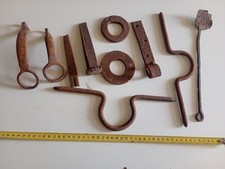 66. Oggetti vari antichi