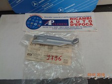 Q0000897V008000000 STAFFA TENUTA SCARICO MARMITTA SMART FORTWO R450