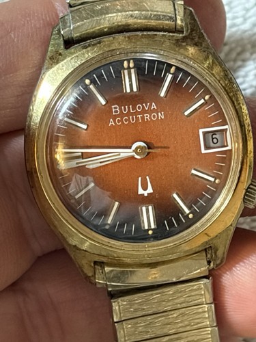 Mens bulova accutron 1976 - mens,