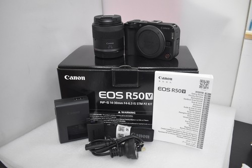 Nuova fotocamera mirrorless
