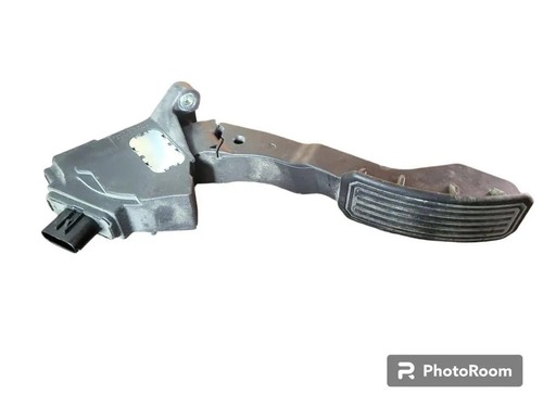 Toyota auris e15 acceleratore - auris,