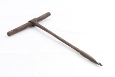 Vecchio Trapano Legno Trapano