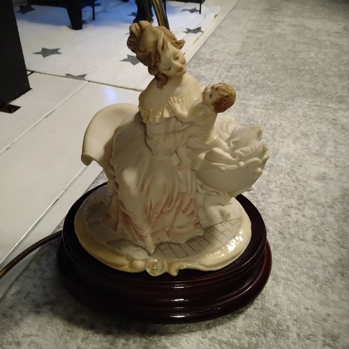 Beautiful capodimonte lamp - capodimonte,