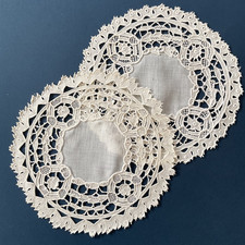 2 centrini antichi pizzo ad ago punto Venezia fine rotondi 17 cm bianchi