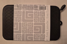 Pochette GUY LAROCHE mod