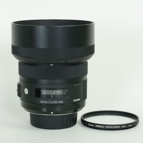 Sigma 30mm hsm art per - f1.4,