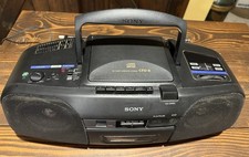 Sony CFD-8 Radio CD Cassetta