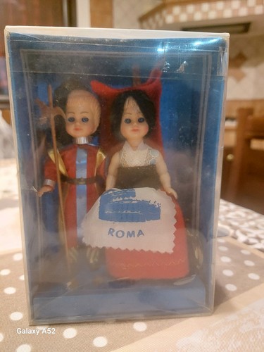 Coppia bambole souvenir roma - bambole,