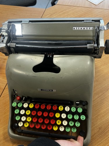 Macchina scrivere olivetti - macchina,