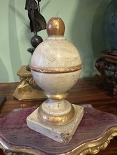 Portapalma In Legno Laccato E Dorato