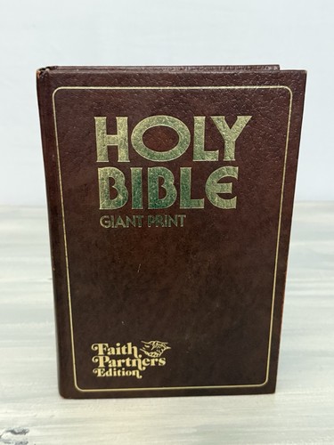 Holy bible giant - giant, kjv