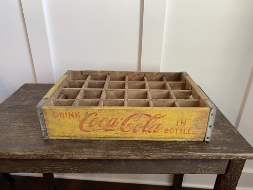 Cassa bottiglie vintage - bottiglie,