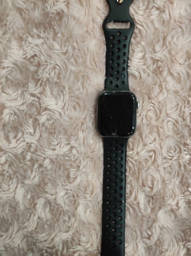 Apple watch serie - 4,