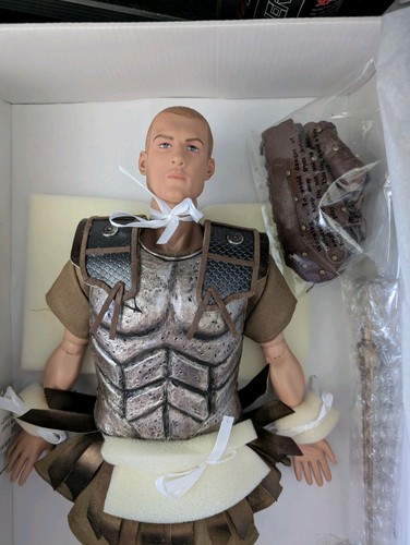 Tonner perseus clash of - tonner, 17"