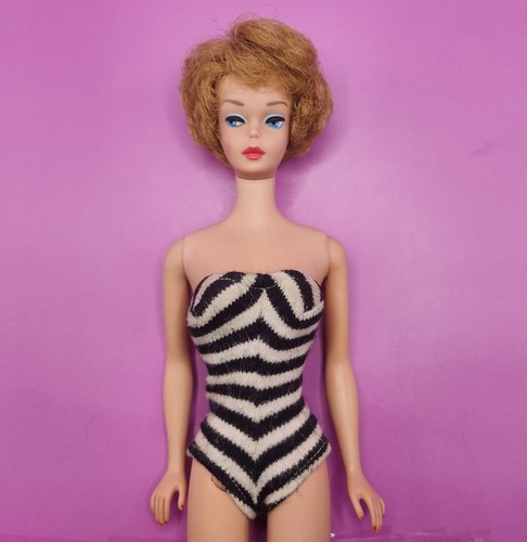 1961 dark blonde - 1961, bubble-cut