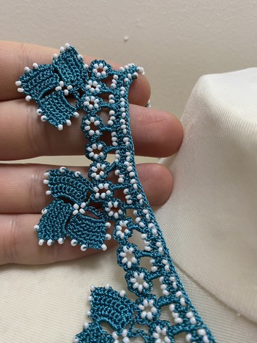 Collana all uncinetto - all'uncinetto, lavorata