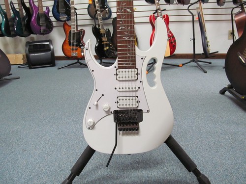 Ibanez steve vai signature - ibanez,