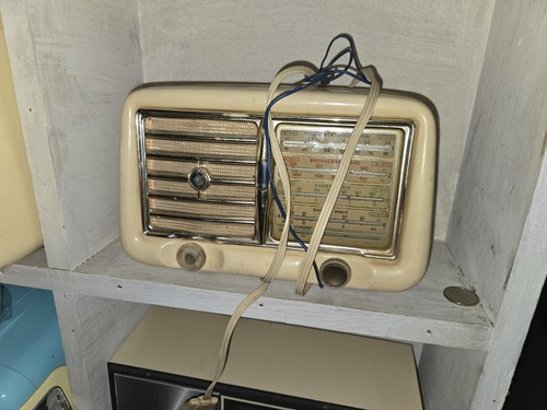 Geloso vintage italian radio - vintage,