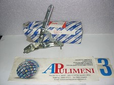 Cerniera portellone cofano - cerniera,