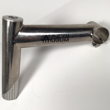 Stelo penna titanio fondo