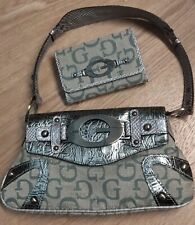 Borsa donna Guess con portafoglio in coordinato 