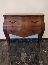 Comò intarsiato stile antico