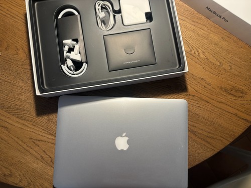 Apple macbook pro retina - macbook,