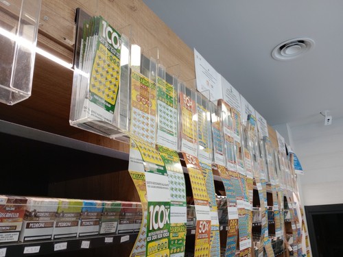 Display per gratta e vinci - gratta,