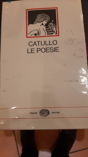 Catullo poesie einaudi - le,