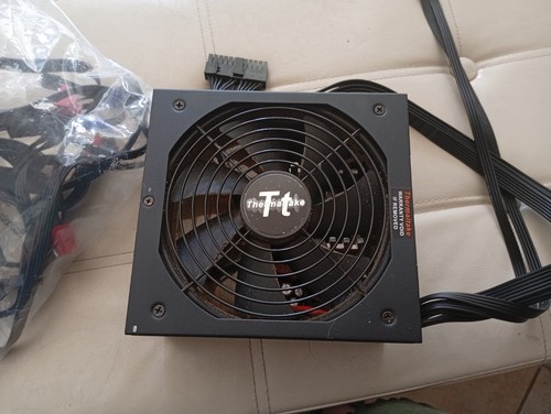 Alimentatore thermaltake - pc,