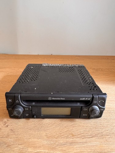 Mercedes w124 radio - w124,