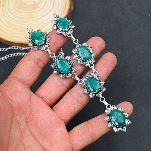 Collana con gioielli - , in
