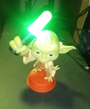 STAR WARS YODA Eurospin  integro   con luce funzionante con batterie