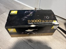 Nikon D3000 18-55 kit VR con