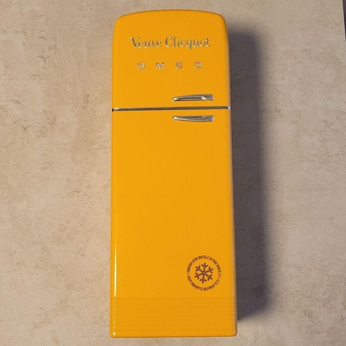 Veuve clicquot smeg - clicquot,