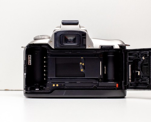 Nikon f55 con obiettivo 80 - f55,