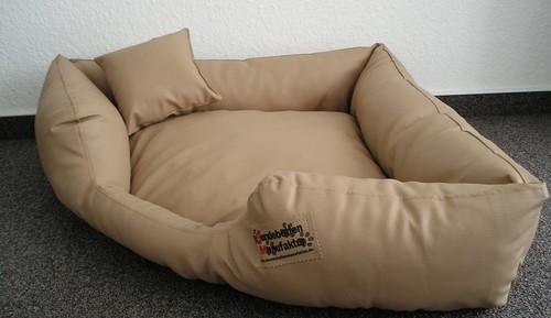 Cuccia per cani angolare