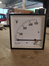 Voltmetro Analogico Celsa 500V scocca in metallo, da pannello