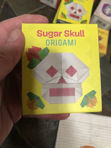 Zucchero teschio origami - zucchero,