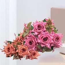 Bouquet di rose finte fiori