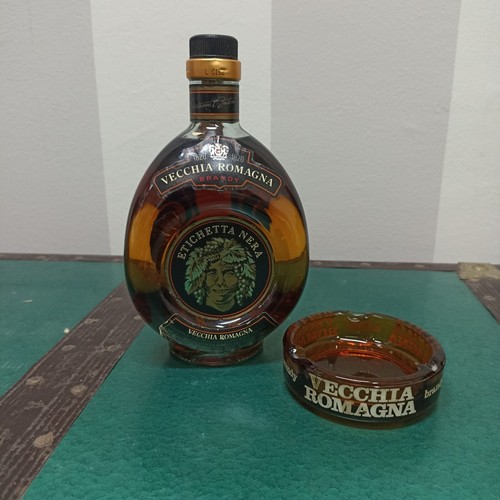 Vecchia romagna etichetta nera - romagna,
