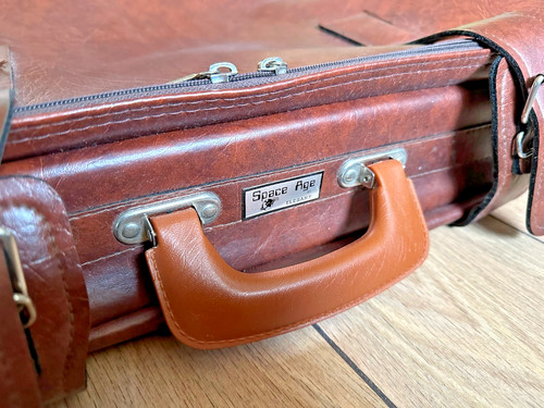 Valigia vintage pelle - in,