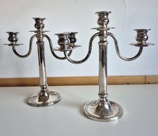 Coppia di candelabri o candelieri in Argento 800 a 3 Fiamme