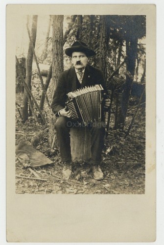 Fisarmonicista cowboy 1909