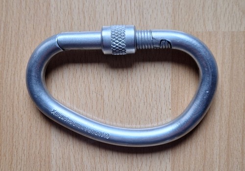 Ancien mousqueton acier - ancien,